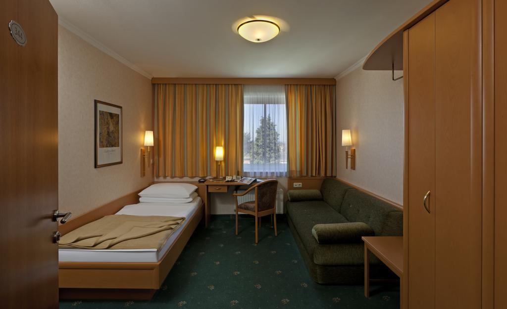 Hotel Hallerhof バート・ハル エクステリア 写真